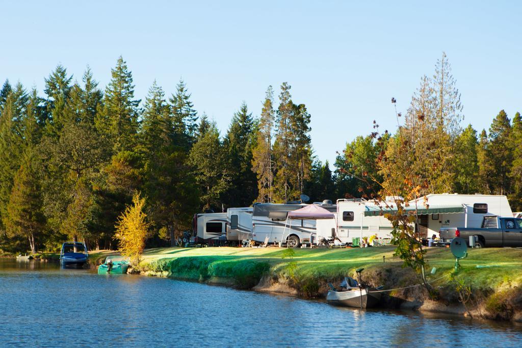 Silver Cove Rv Resort Silver Lake Екстер'єр фото