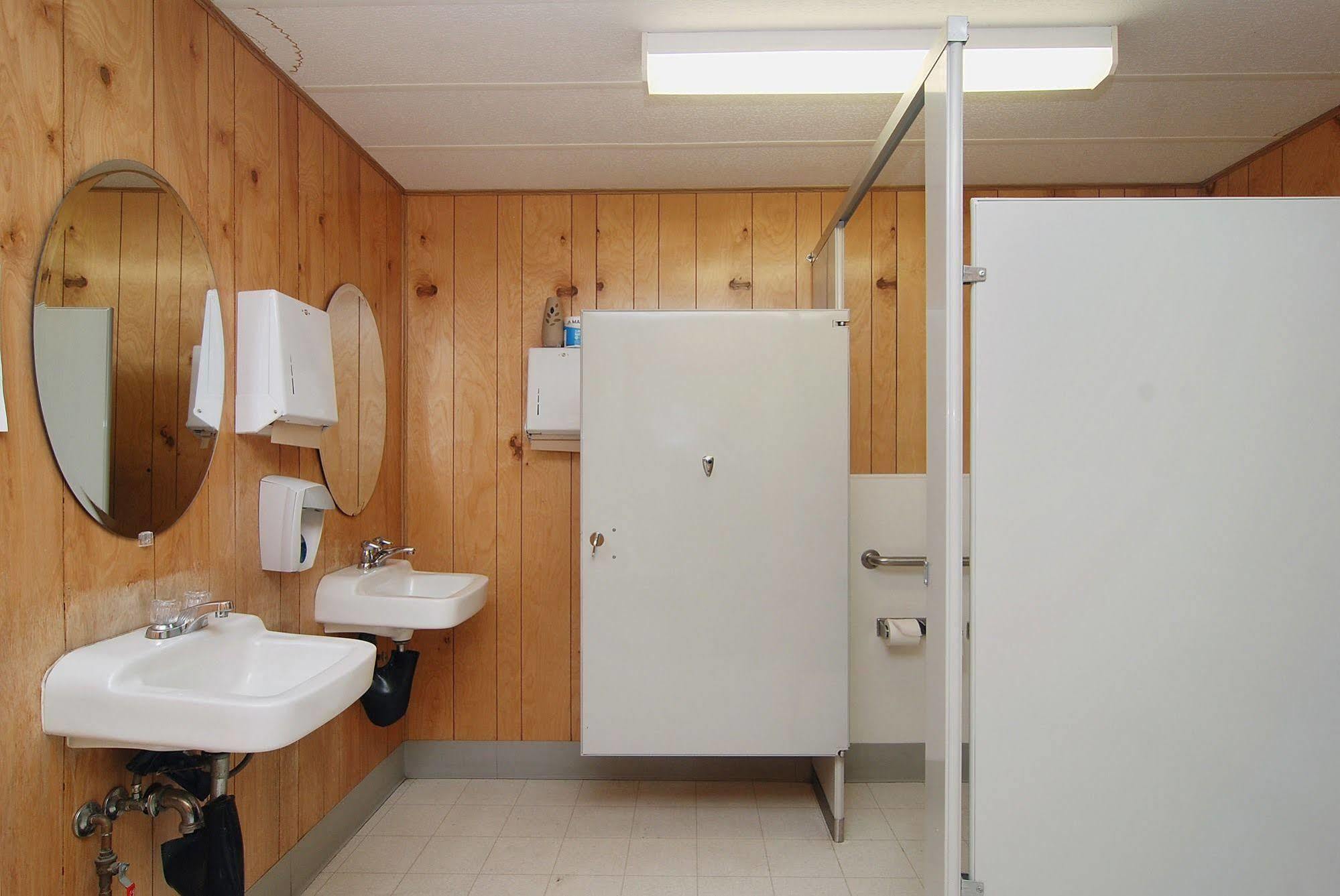Silver Cove Rv Resort Silver Lake Екстер'єр фото